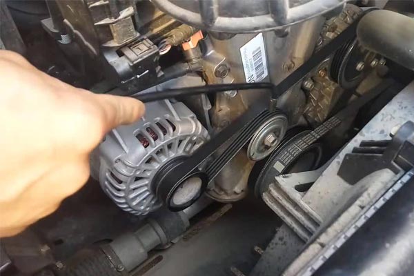 黄浦转速传感器的工作原理是什么？